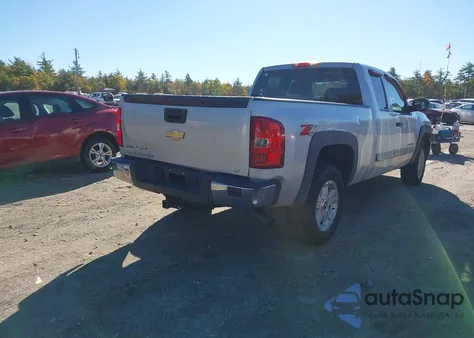 2011 Chevrolet Silverado 1500 Lt z USA, uszkodzony, nr VIN 1GCRKSE32BZ415349